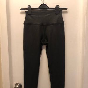 Alo Yoga High Waist Shine Legging